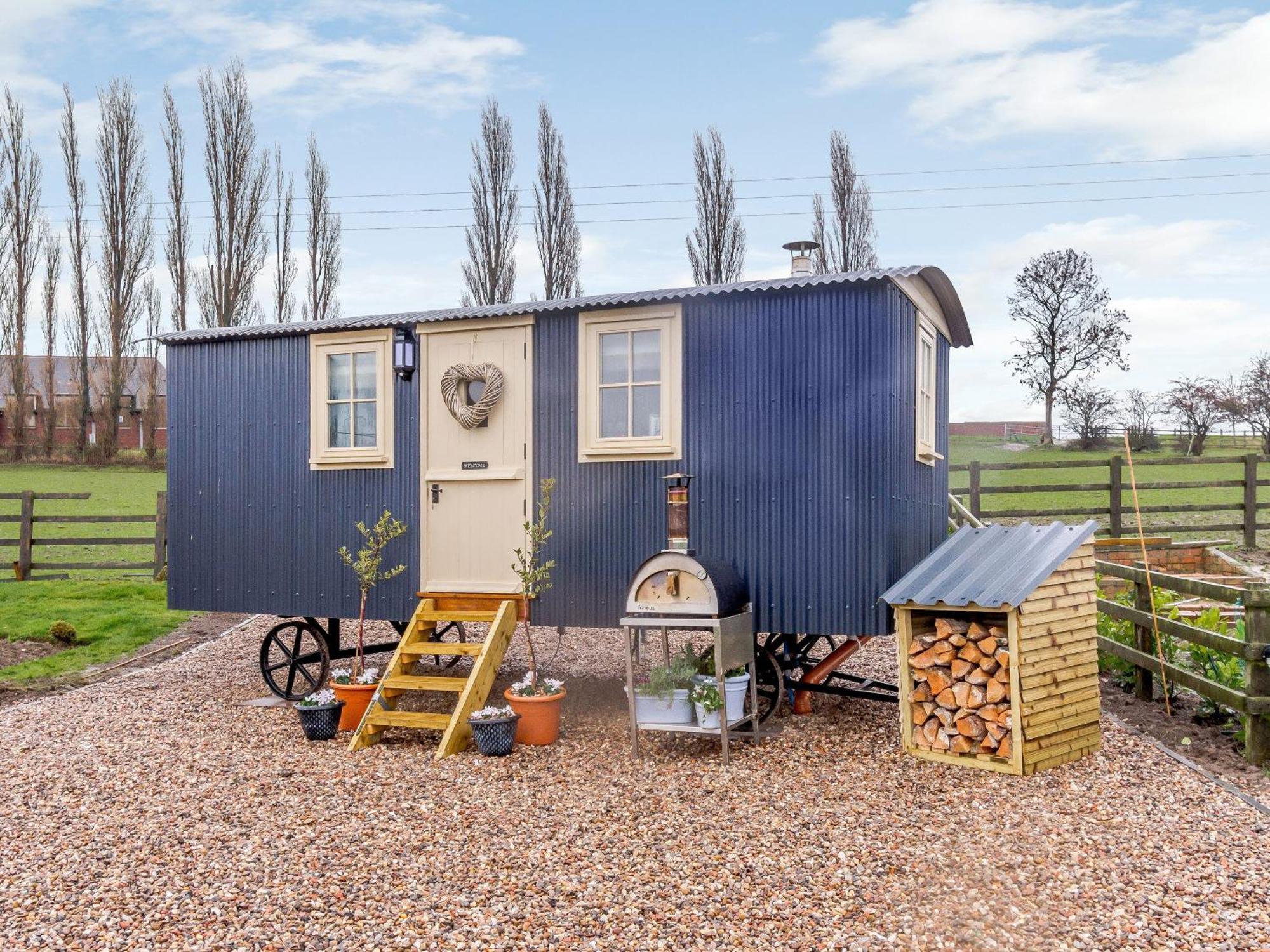 Villa The Lambing Shed Ryhill Exterior foto